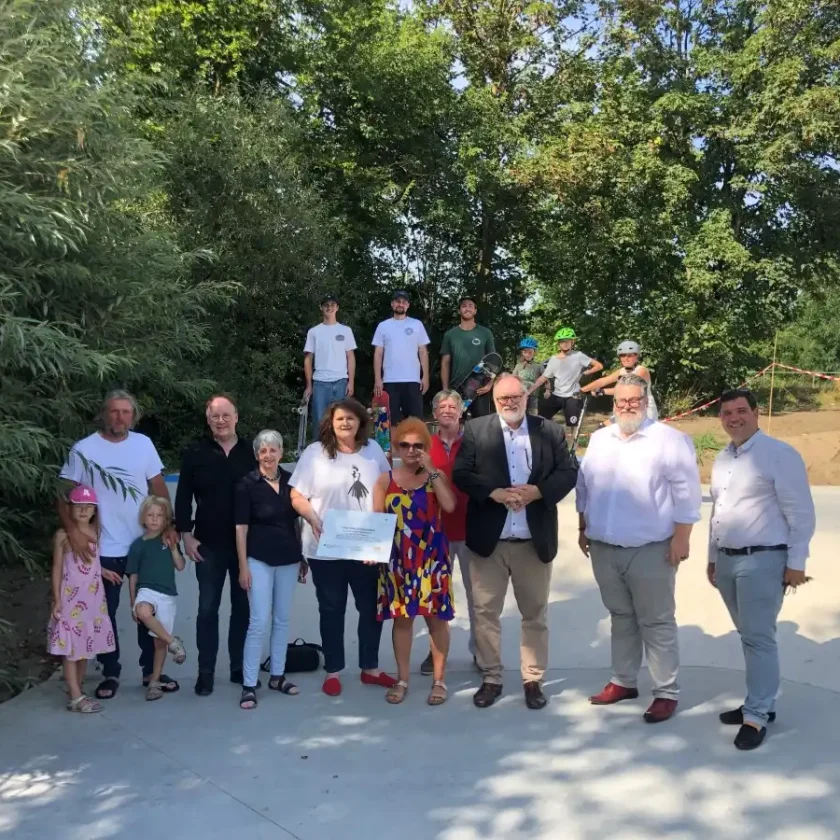 Fertigstellung des Skateparks an der Regens-burger Straße 850-m²-Anlage für Nutzung freigegeben